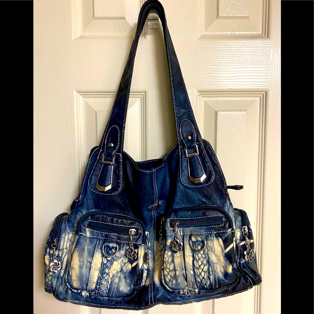 Angel Kiss Black Artwork w/7 Exterior Pockets/2 Big  Main Zippered Compartments